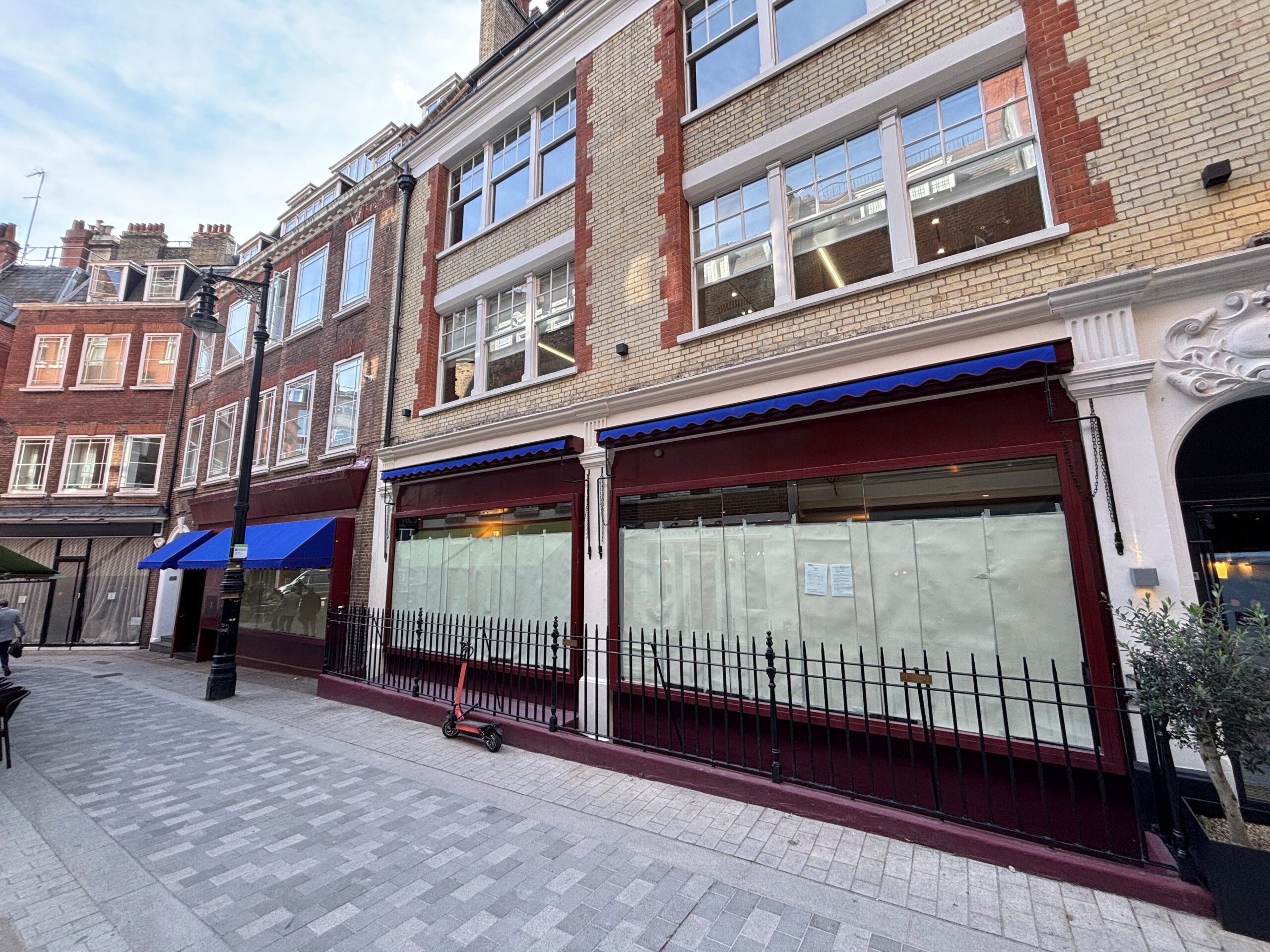 The premises are fully fitted and the ground floor provides in excess of 100 covers along with additional bar space and fitted kitchens with extraction. At basement level there are fully fitted kitchens, customer toilets, a private dining room and ancillarystorage.