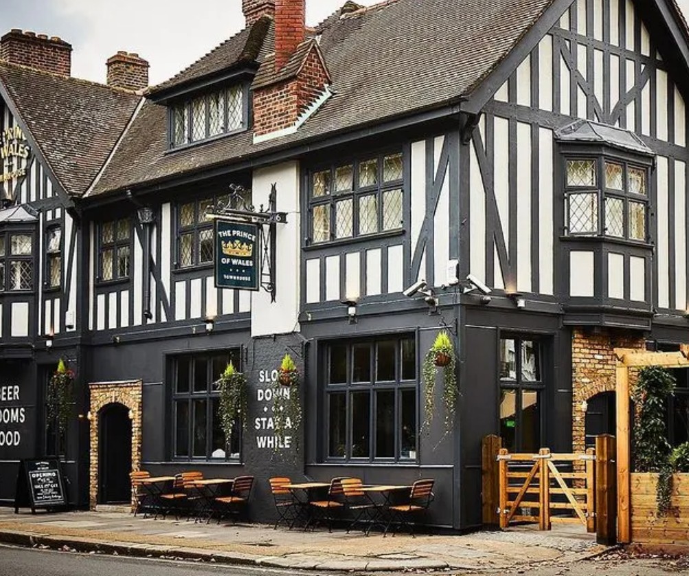 The property is a two storey building of brick construction under a pitched tiled roof. The ground floor comprises of an open plan trading area served by a central bar servey. Ancillary accommodation at this level is customer WC's. To the first floor are 9 hotel rooms. To the basement is cellarage and stores. To the rear of the property is a beer garden with contains several huts.