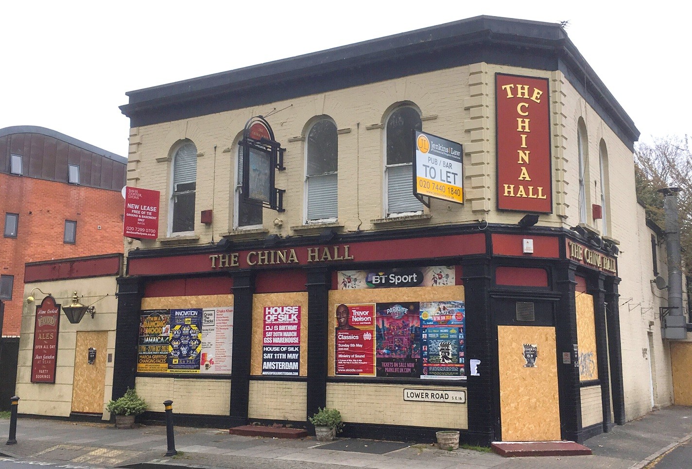 The premises are arranged at ground floor and basement only.  We understand the approximate net intenal areas to be as follows:  Ground Floor - 2,015 sq ft, Basement - 489 sq ft.