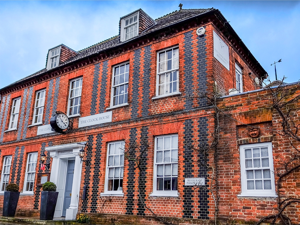 An imposing fully fitted restaurant arranged across the entire building located in a prosperous Surrey village approximately 6,308 ft2 set in an attractive 0.284 acre plot. It includes private 2-bedroom living accommodation plus attic rooms. There is an attractive walled garden and patio to the rear of the property.  See brochure for more details.