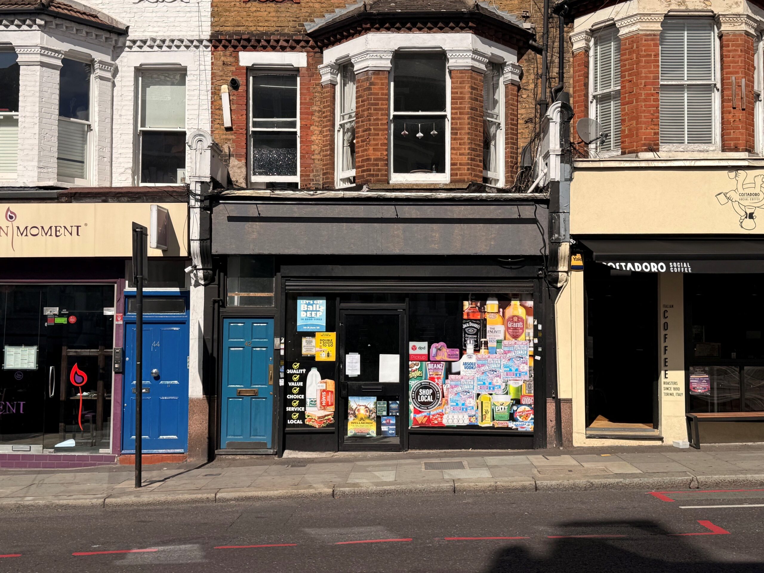 The premises occupy an attractive single frontage and is situated over ground floor only. The premises will be handed over as seen and would a suit a variety of operational styles.  Grd floor only - 700 sq ft.